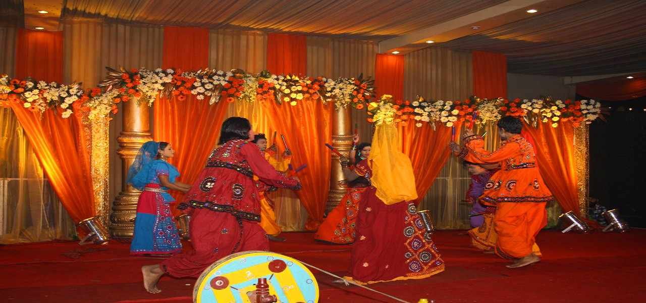 Top Dance Troupe for Wedding Events in Delhi