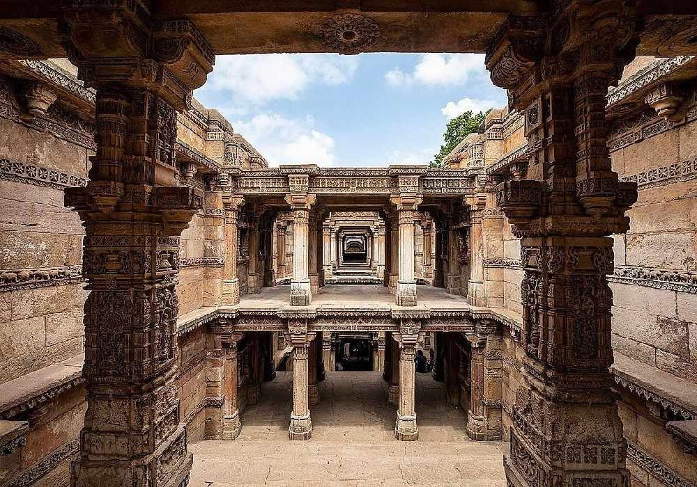 Strasbourg to Udaipur Jodhpur Ahmedabad Dwarka Tour Package