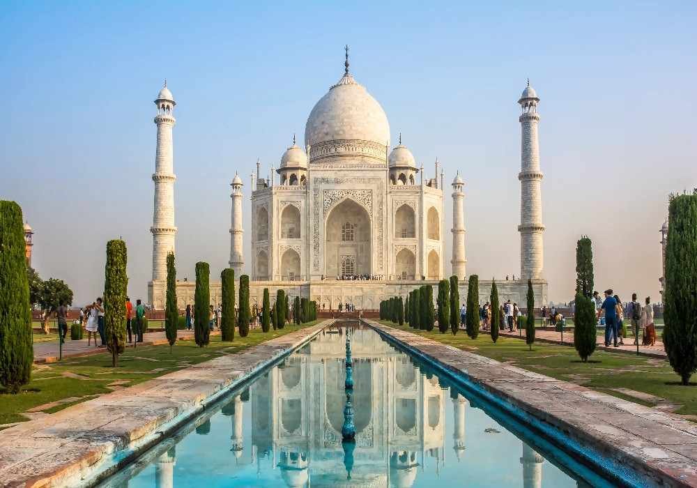 Osaka to Bodh Gaya Vishwa Shanti Stupa Taj Mahal Hawa Mahal City Palace Tour Package