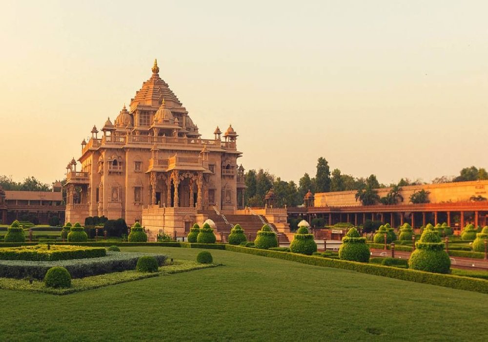 Strasbourg to Udaipur Jodhpur Ahmedabad Dwarka Tour Package