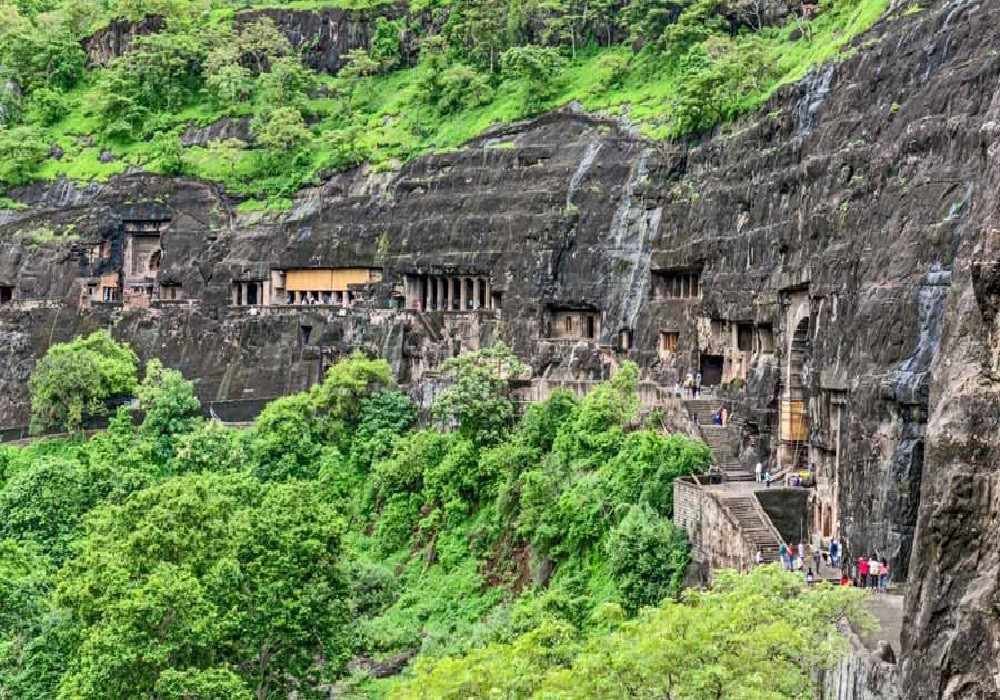 Rouen to Mumbai Nashik Shirdi Aurangabad Tour Package