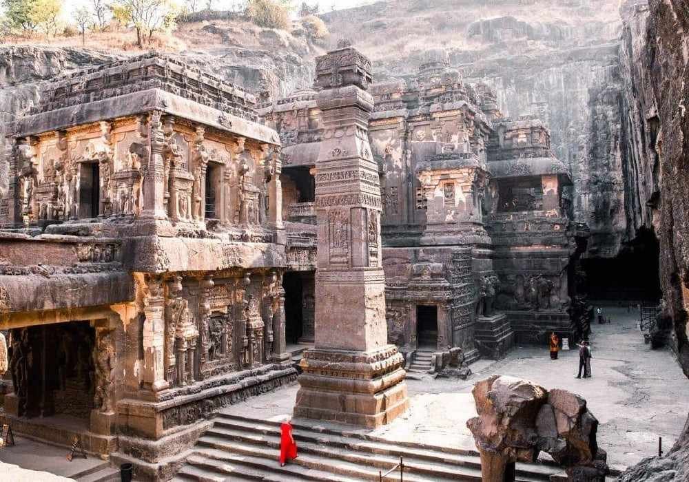 Erfurt to India Gate Ajanta Ellora Hampi Fort Aguada Tour Package