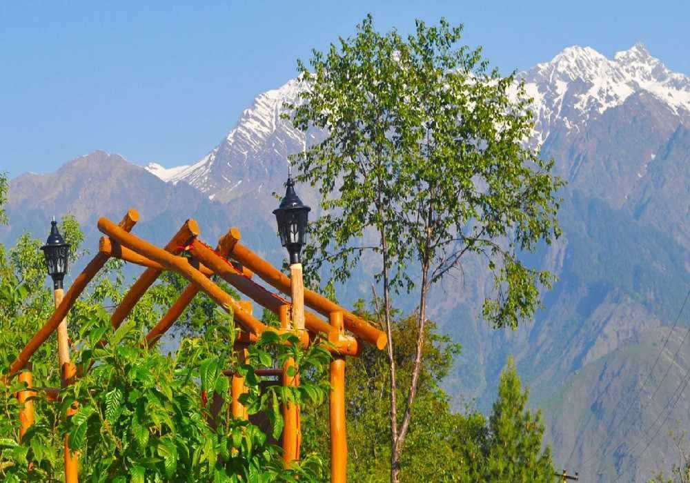 Auli Weekend Getaways from Delhi