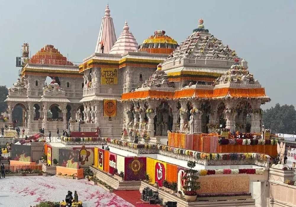Nashville to Delhi Varanasi Ayodhya Heritage Tour Package