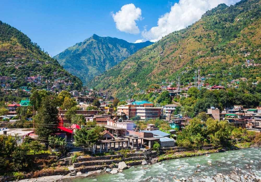 Kullu Weekend Getaways from Delhi