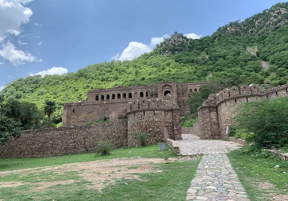 Bhangarh Weekend Getaways from Delhi