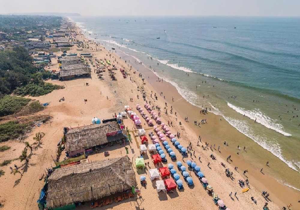 Hamburg to India Gate Gateway of India Hampi Calangute Beach Tour Package