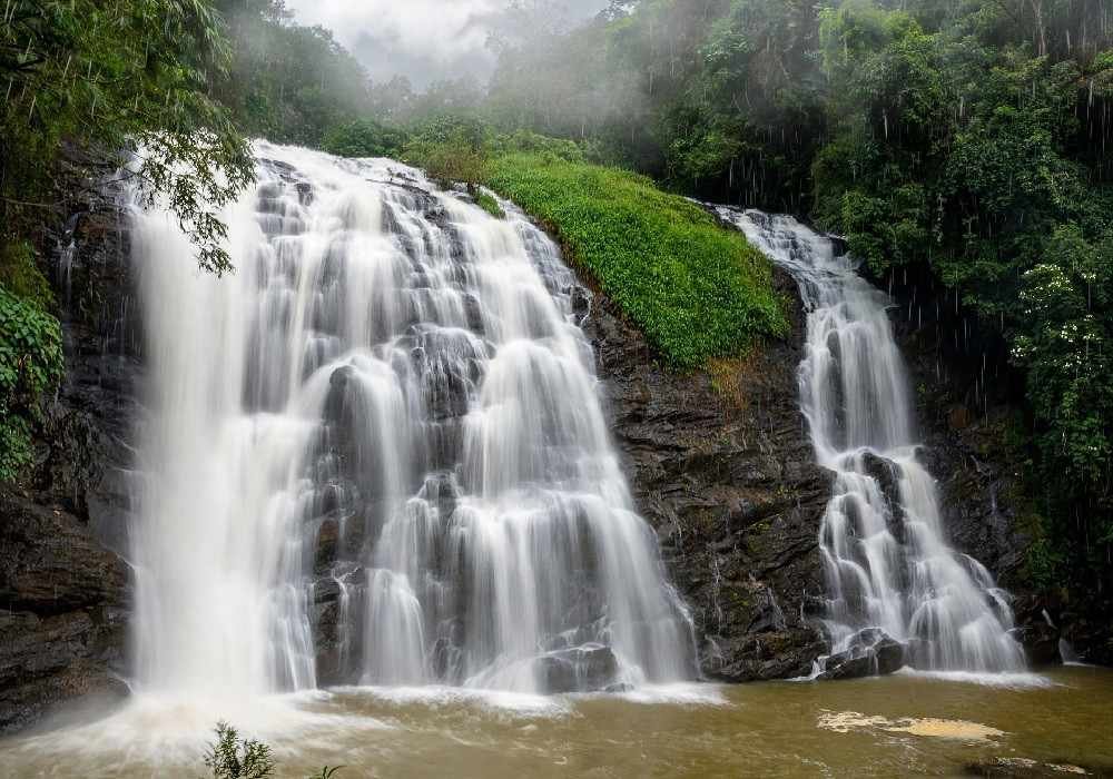 Darwin to Mumbai Bengaluru Mysore Coorg Tour Package