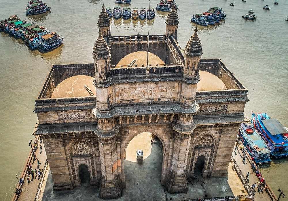 Hamburg to India Gate Gateway of India Hampi Calangute Beach Tour Package