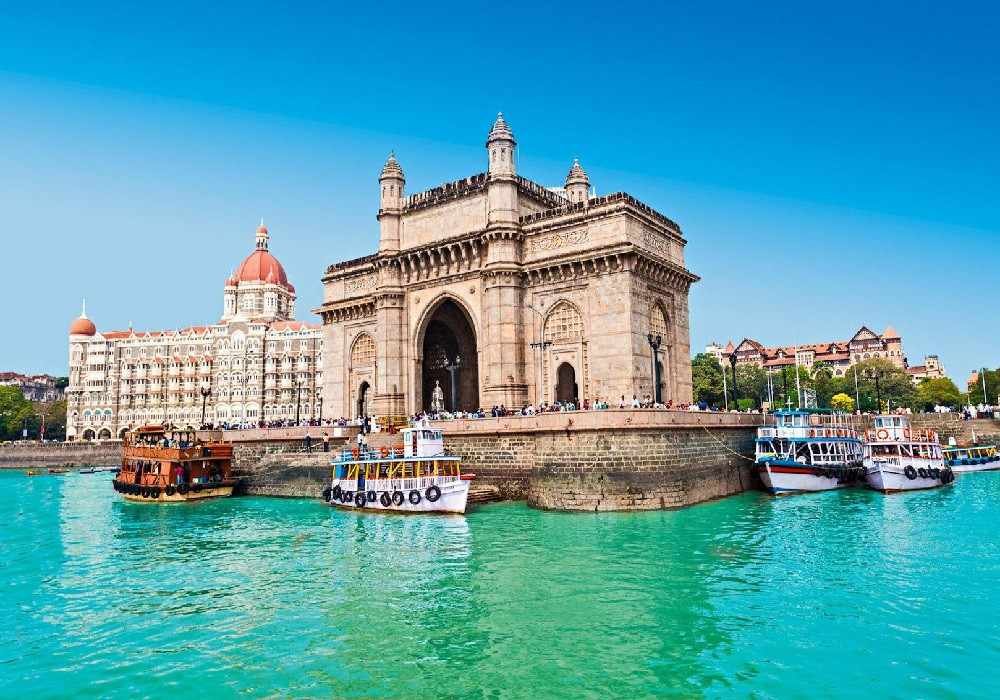 Berlin to India Gate Gateway of India Mysore Palace Goa Tour Package