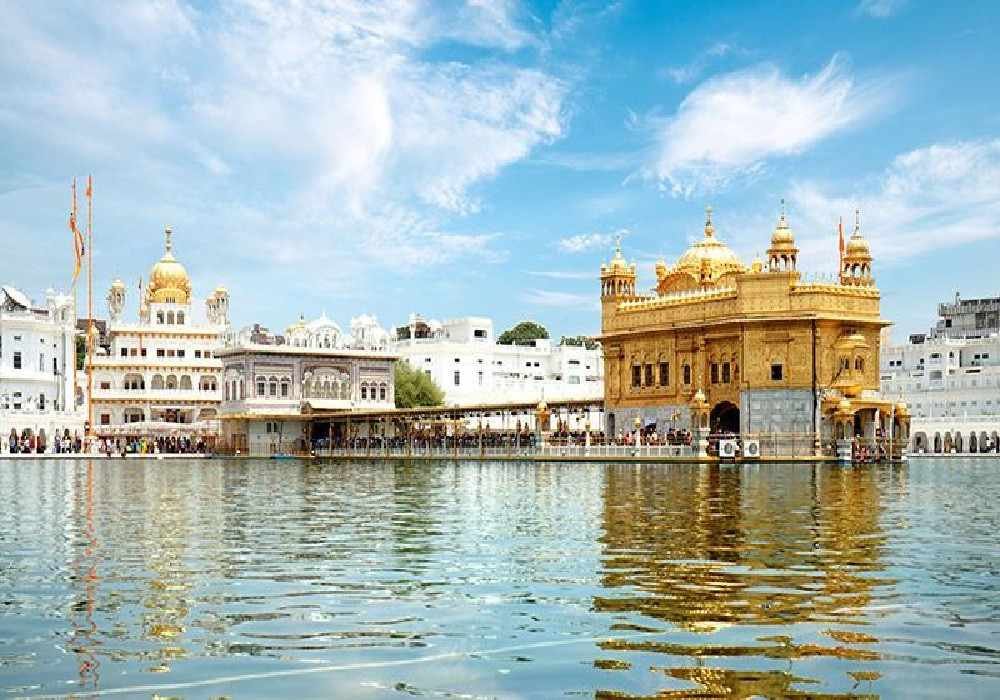 Quebec City to Amritsar Heritage Tour Package