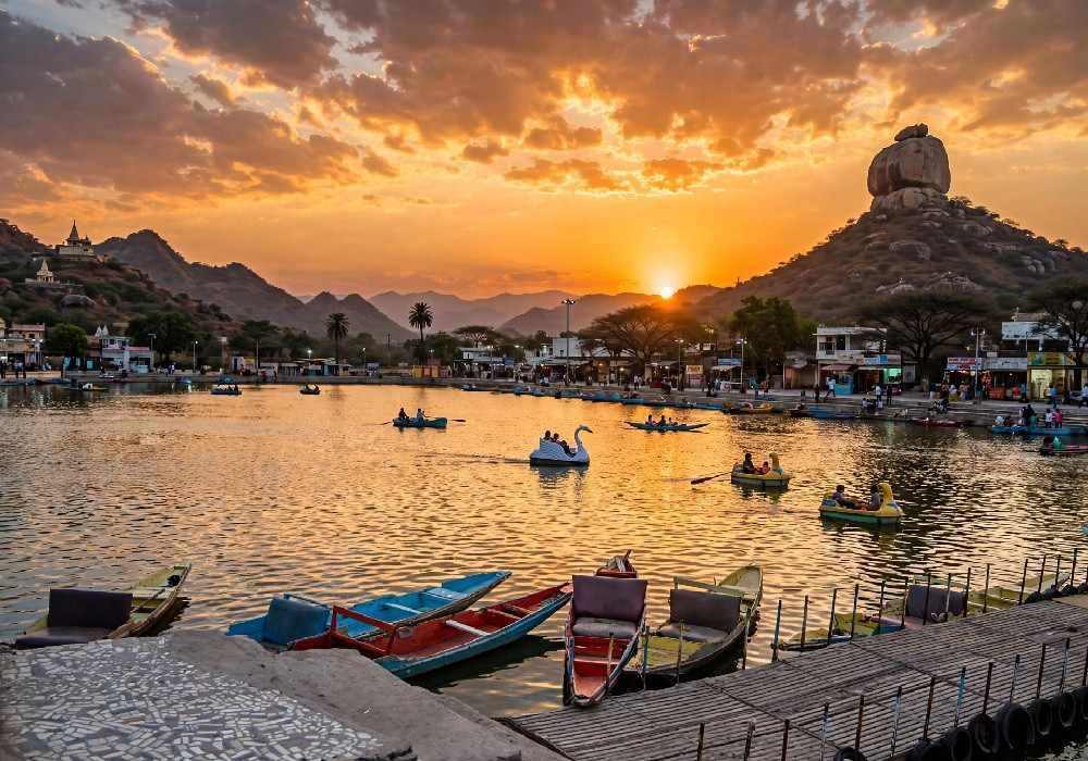 Nantes to Jaipur Udaipur Mount Abu Tour Package