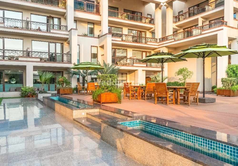 Night Stay in Greater Noida