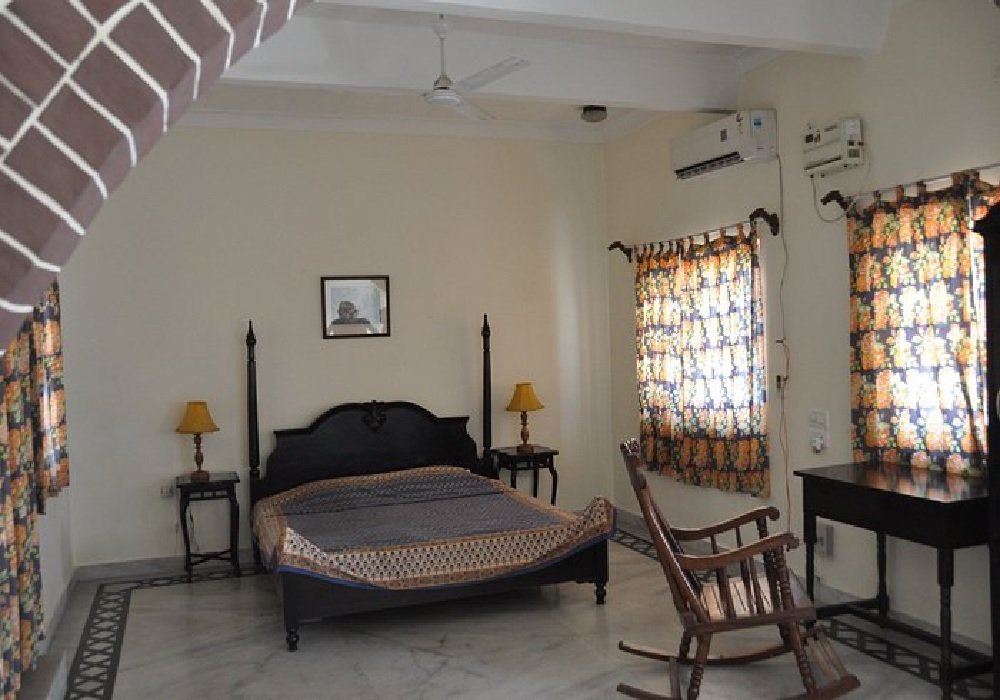 Night Stay in Kuchesar