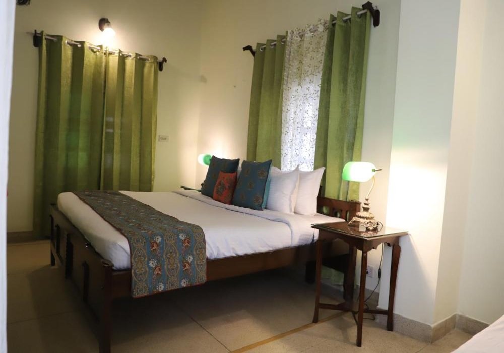 Night Stay in Kuchesar