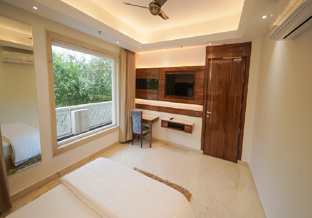 Night Stay in Sikandrabad