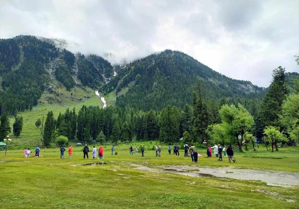 Kota Bharu to Delhi Agra Jaipur Mumbai Pahalgam Kodaikanal Tour Package
