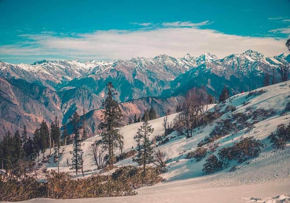 Auli Weekend Getaways from Delhi