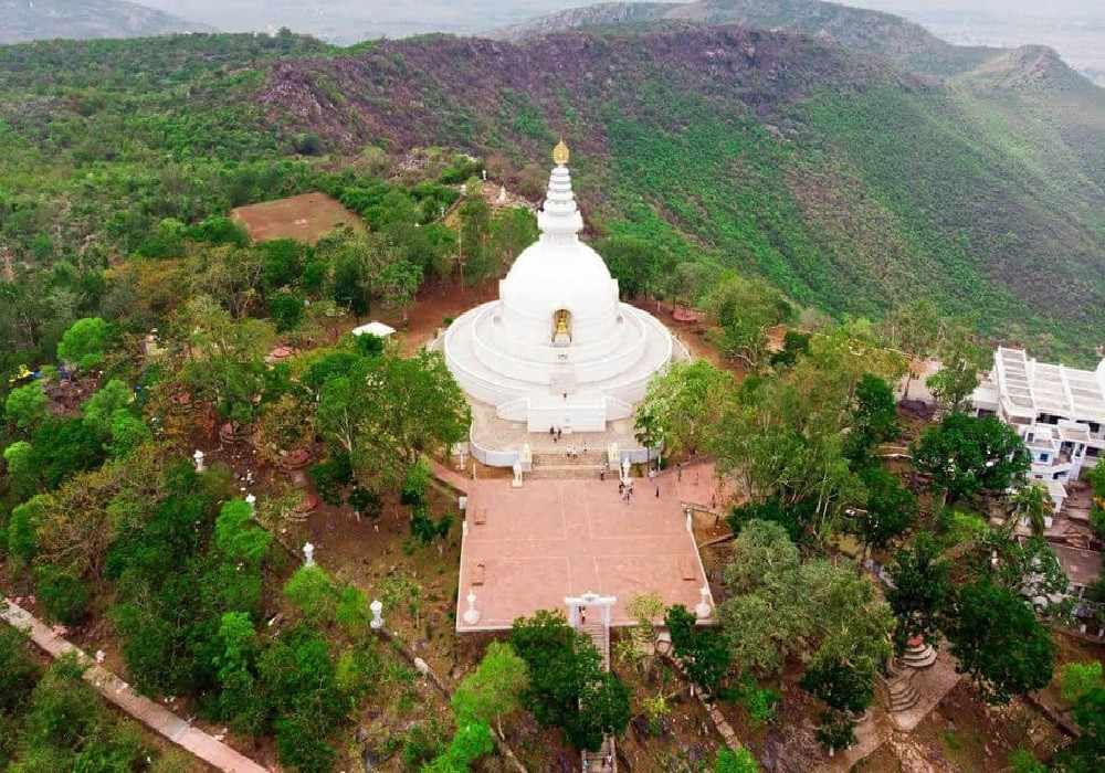 Tokyo to Mahabodhi Temple Nalanda Rajgir Taj Mahal Amber Fort Lake Pichola Tour Package