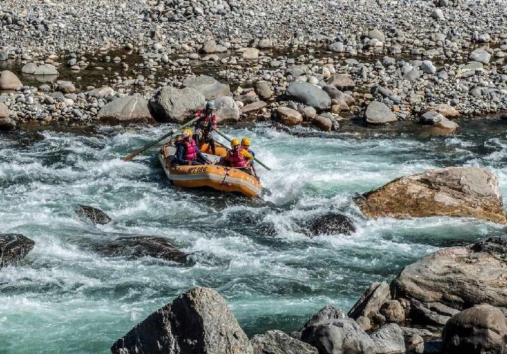 Kullu Weekend Getaways from Delhi